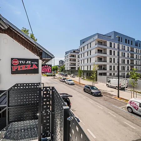 Halo Pinki Ljubljana